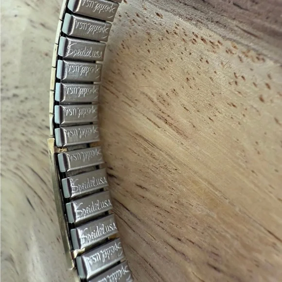 Vintage Seiko Stretch Watch - Speidel - Gold - Picture 5 of 12